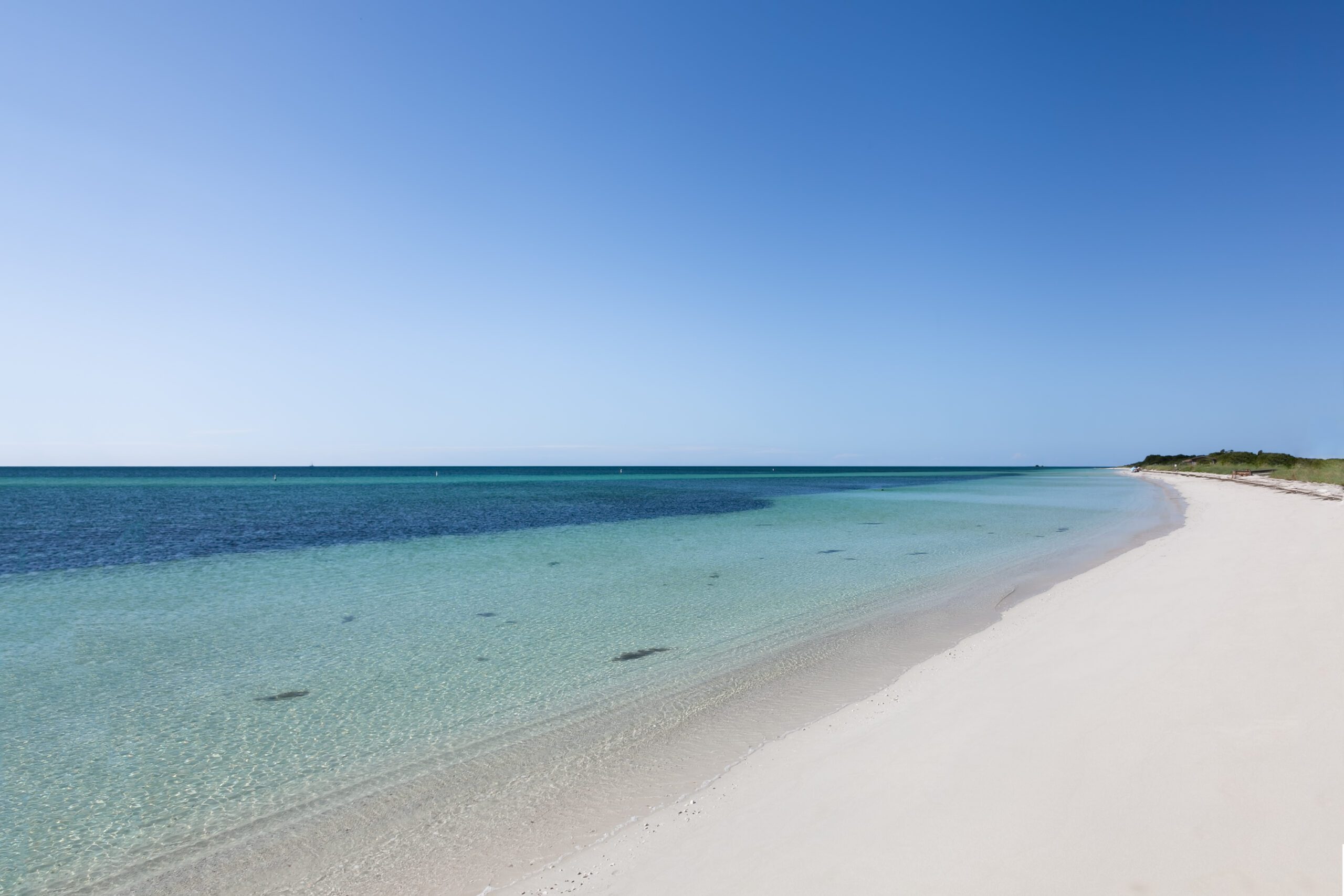 Be transported to the serene landscapes of Florida’s Bahia Honda State Park with this stunning depiction of natural beauty and tranquility.